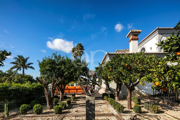 Image No.27-6 Bed House for sale