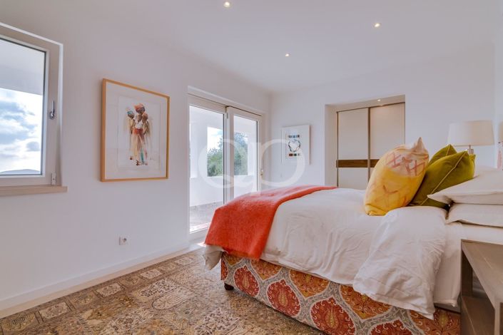 Image No.22-3 Bed House for sale