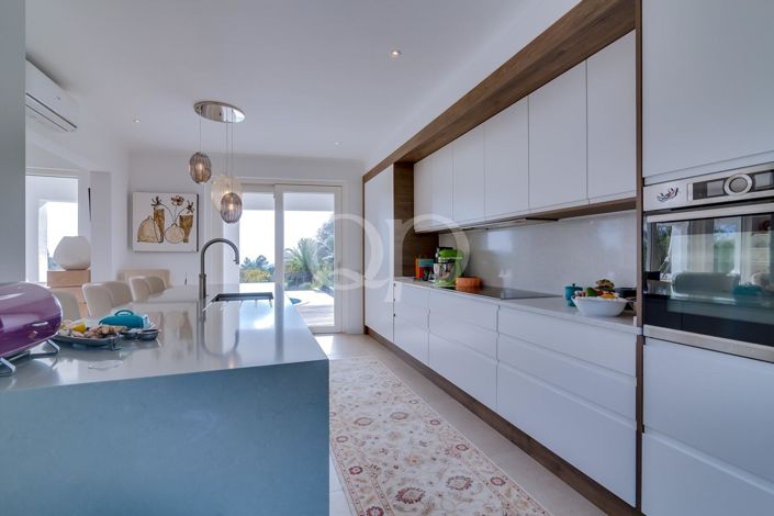 Image No.40-3 Bed House for sale