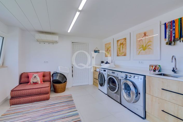 Image No.55-3 Bed House for sale