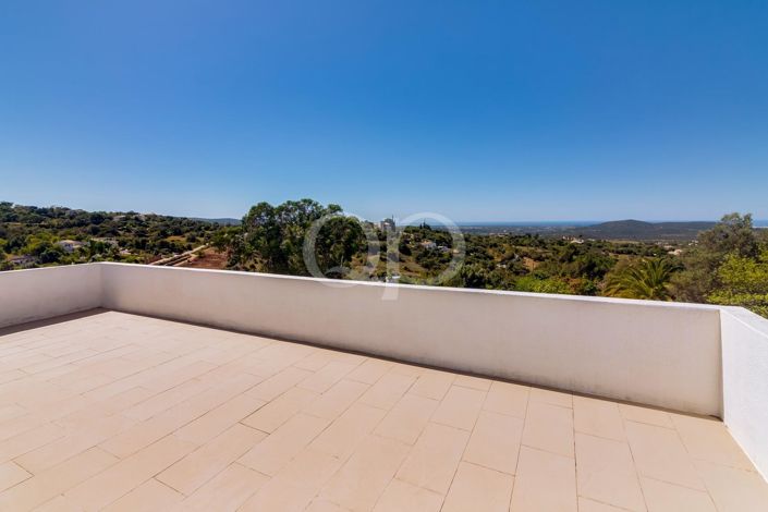 Image No.77-3 Bed House for sale