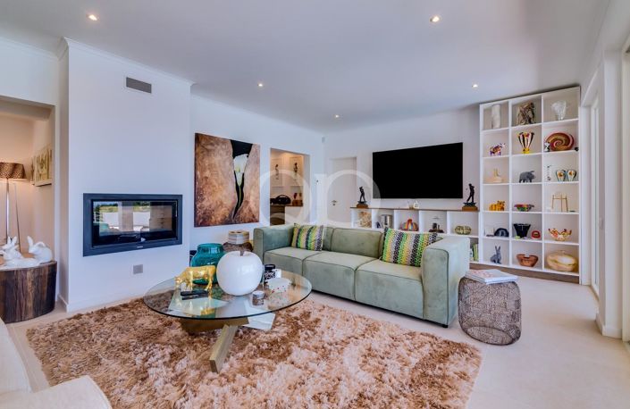 Image No.80-3 Bed House for sale