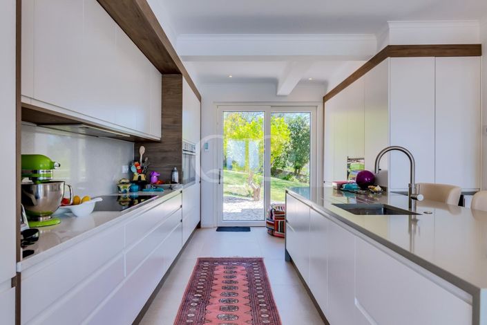 Image No.81-3 Bed House for sale