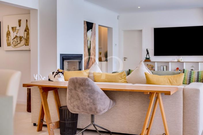 Image No.92-3 Bed House for sale