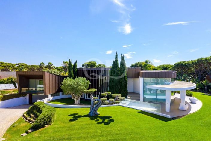 Image No.1-5 Bed House for sale