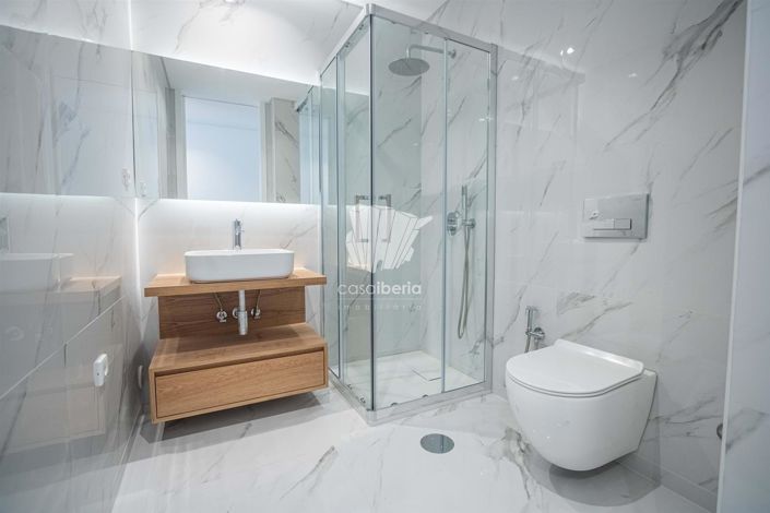 Image No.16-2 Bed Apartment for sale