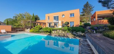 1 - Franche-Comté, House