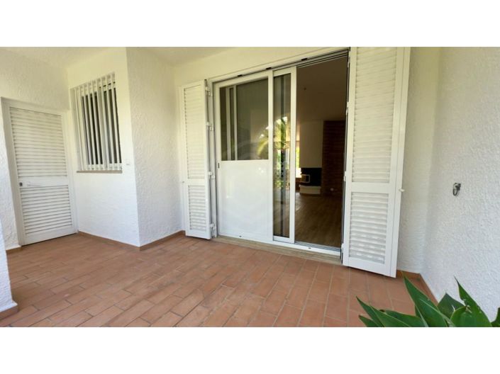 Image No.10-2 Bed House for sale