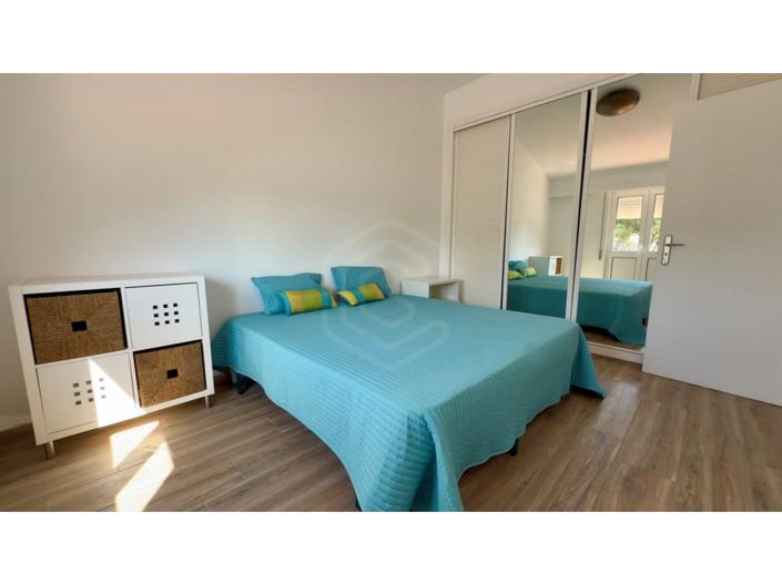 Image No.37-2 Bed House for sale