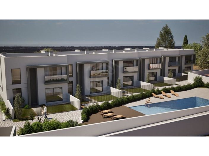 Image No.1-3 Bed House for sale