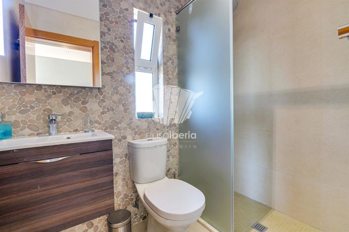 Image No.49-Maison de 6 chambres à vendre à Faro City