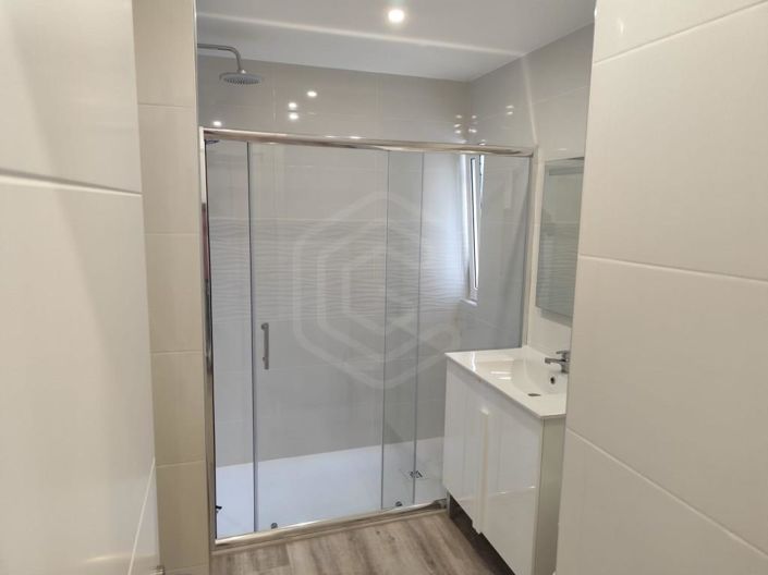 Image No.11-1 Bed Apartment for sale