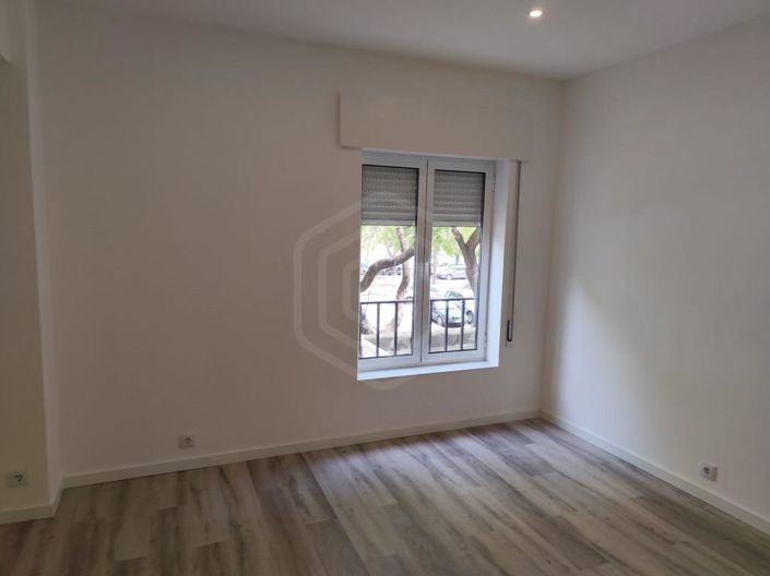 Image No.8-1 Bed Apartment for sale