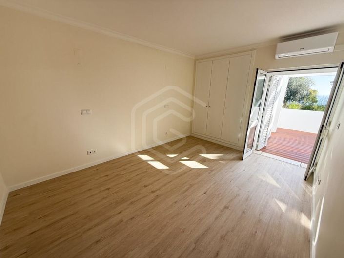 Image No.10-2 Bed House for sale