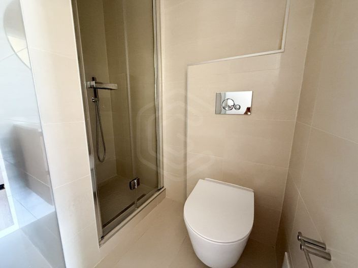 Image No.19-2 Bed House for sale
