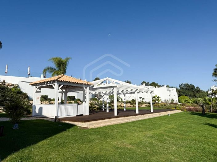 Image No.20-2 Bed House for sale