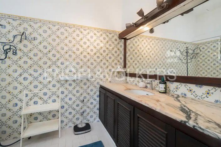 Image No.28-3 Bed House for sale