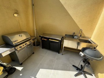 aq4cyqj233769auu10