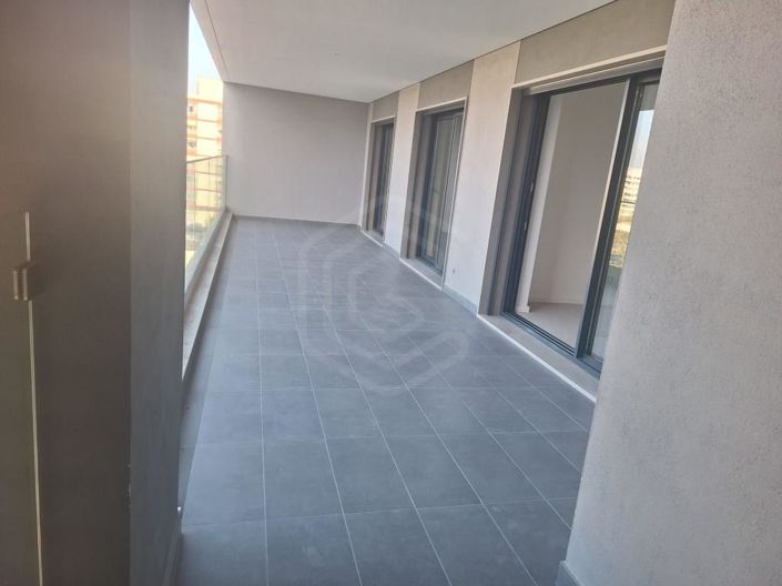 Image No.20-2 Bed Apartment for sale