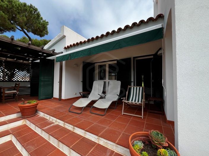 Image No.13-4 Bed House for sale