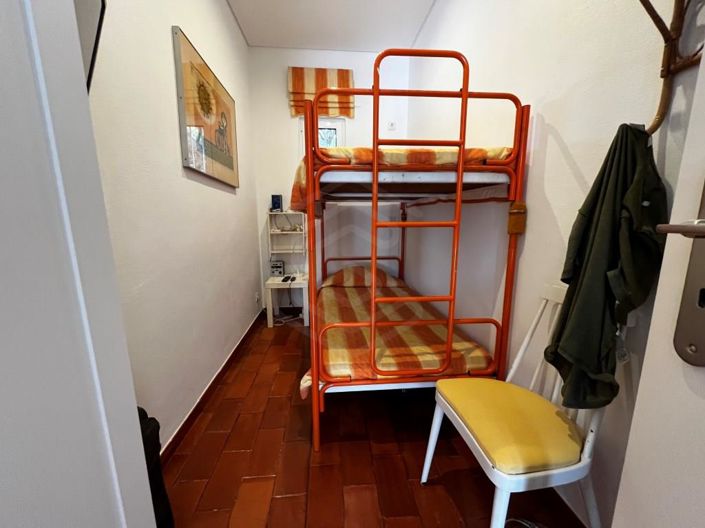 Image No.27-4 Bed House for sale