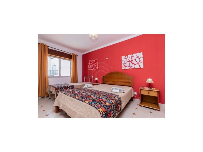 Image No.27-10 Bed House for sale