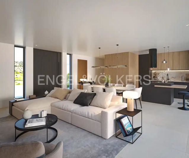 Image No.10-4 Bed House for sale