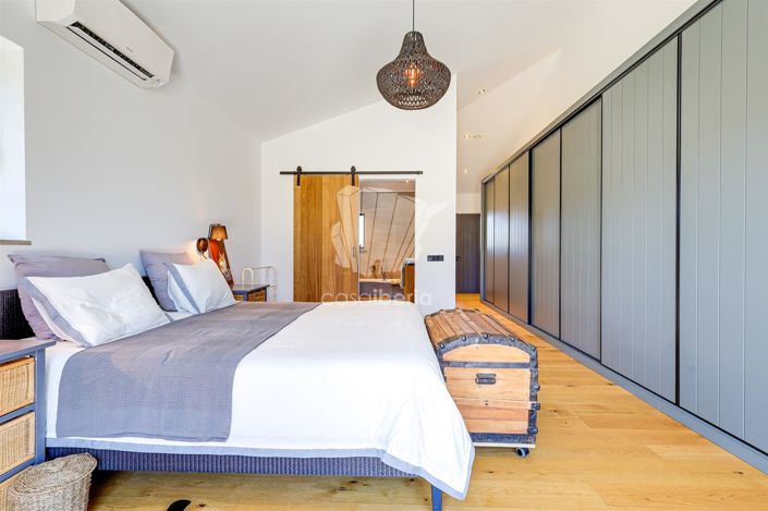 Image No.25-3 Bed House for sale