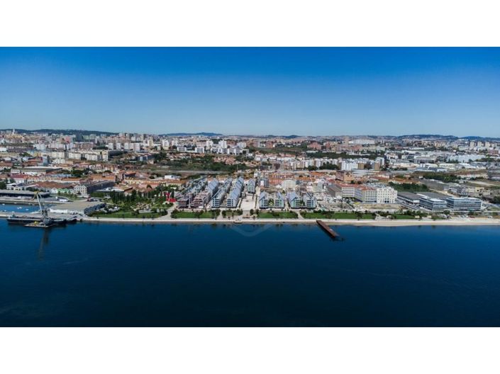 Image No.40-2 Bed Apartment for sale