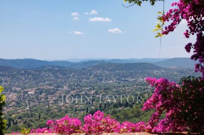 1 - Grasse, House