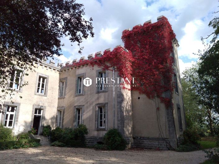 Image No.1-9 Bed Property for sale
