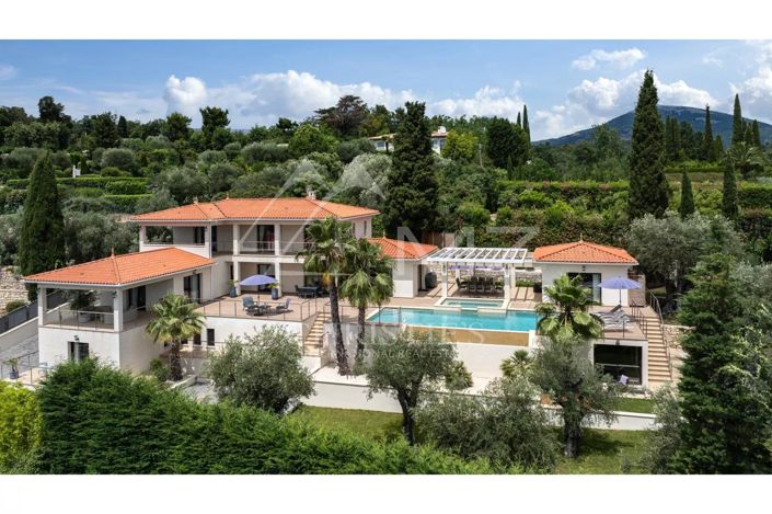 Image No.1-4 Bed House for sale