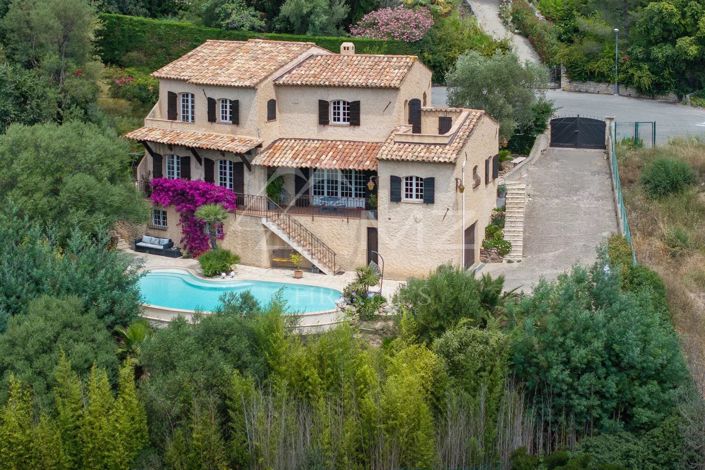 Image No.1-4 Bed House for sale
