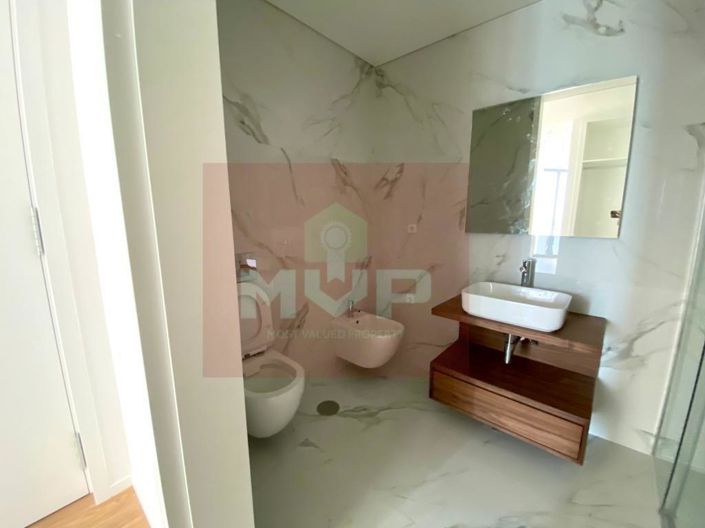 Image No.26-2 Bed Apartment for sale