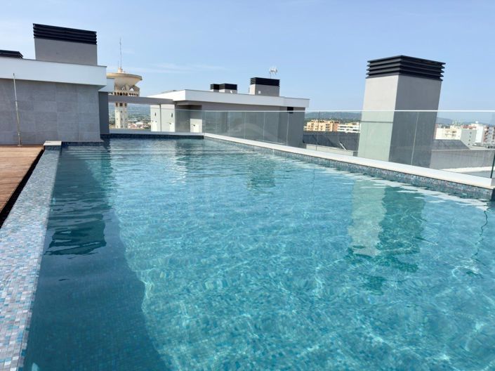Image No.2-4 Bed Apartment for sale