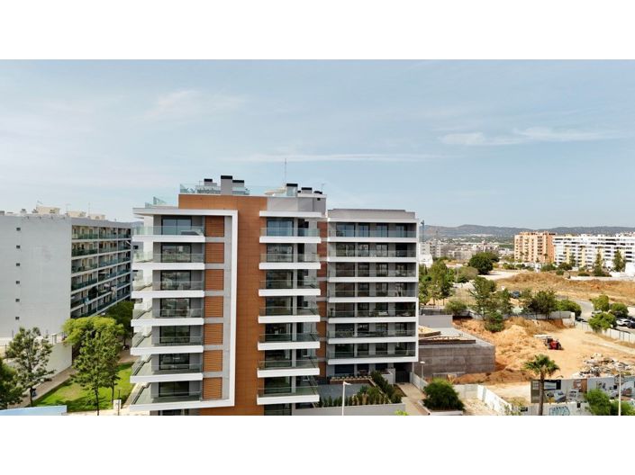 Image No.20-4 Bed Apartment for sale