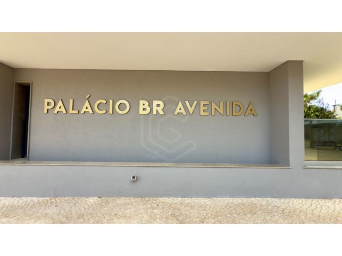 Image No.4-4 Bed Apartment for sale