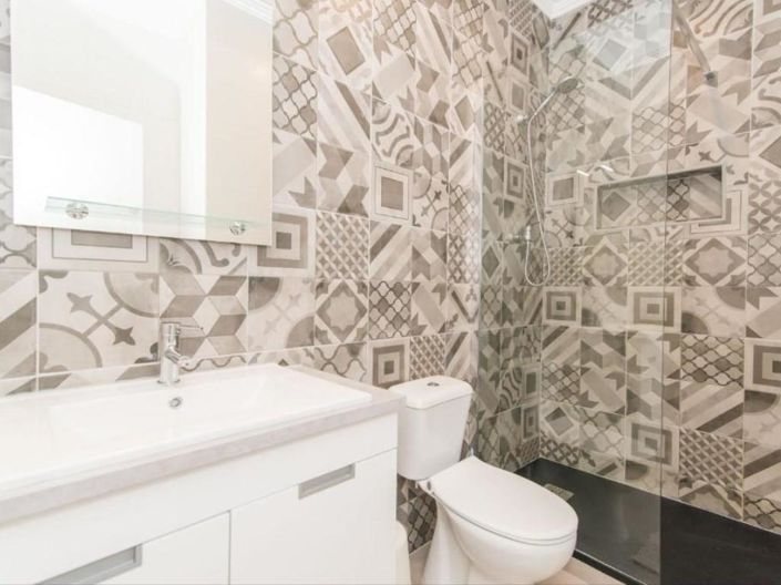 Image No.10-4 Bed House for sale