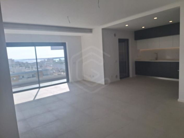 Image No.24-3 Bed Apartment for sale