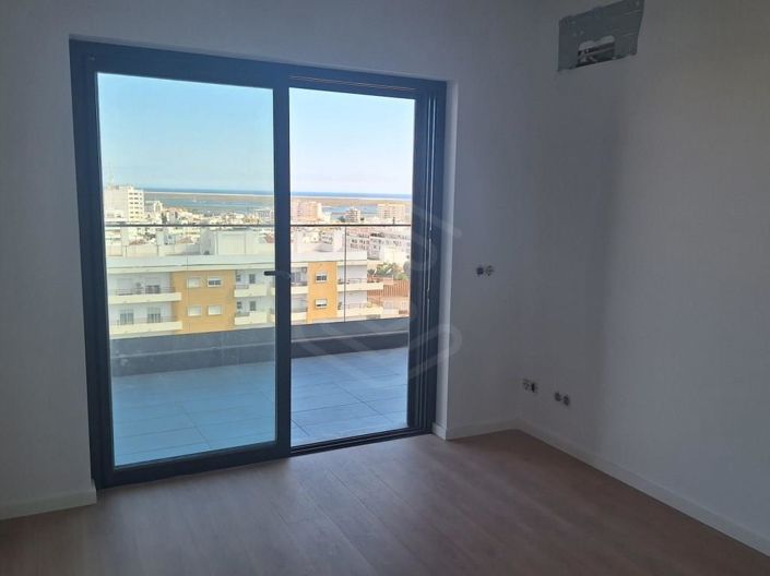 Image No.6-3 Bed Apartment for sale