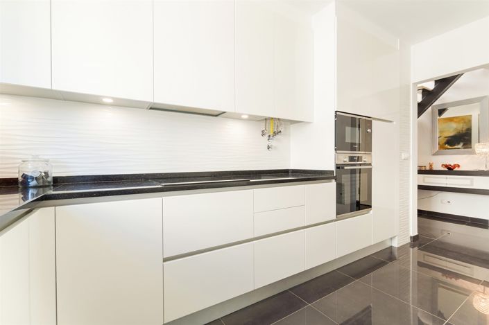 Image No.14-2 Bed House for sale