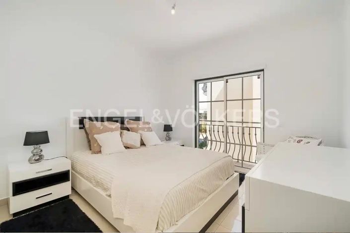 Image No.17-2 Bed House for sale