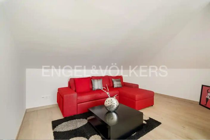 Image No.23-2 Bed House for sale