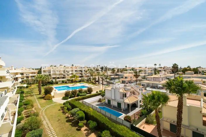 Image No.28-2 Bed House for sale