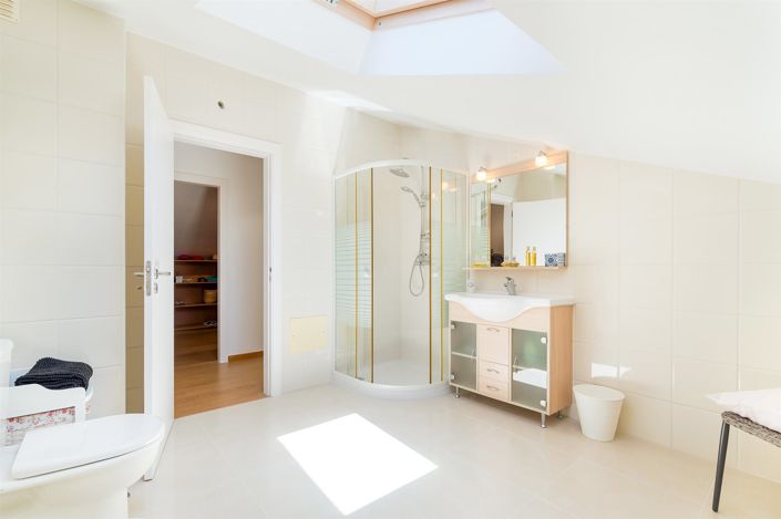 Image No.29-2 Bed House for sale