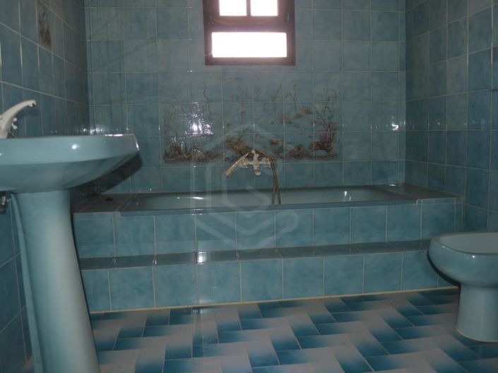 Image No.13-3 Bed House for sale