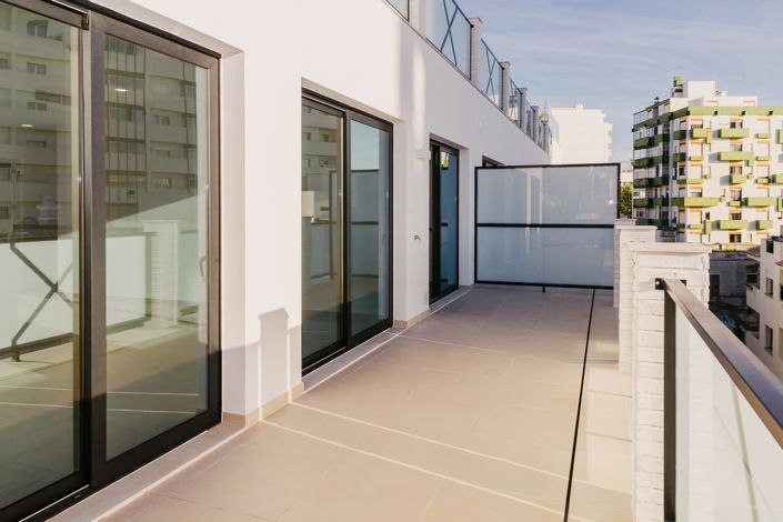 Image No.24-2 Bed Apartment for sale