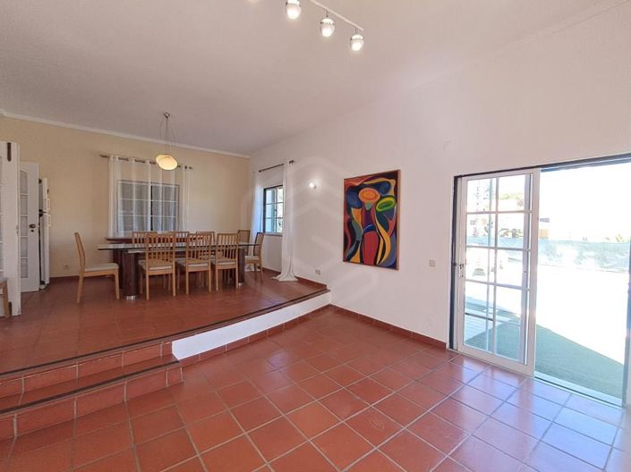 Image No.9-4 Bed House for sale