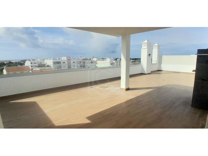 Image No.21-3 Bed Apartment for sale