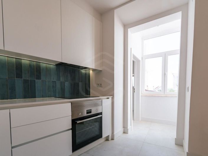 Image No.12-3 Bed Apartment for sale